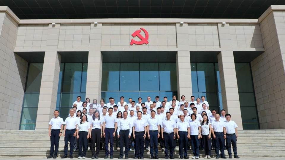 力量源于團結，躍升成于奮斗——北汽集團在和田舉行“堅定理想信念·走向躍升發展”第二期培訓班